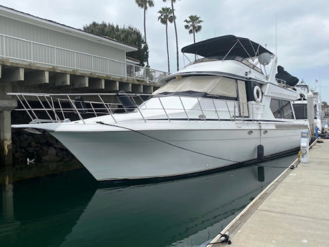 56′ – 1997 Navigator Sundance Pilothouse