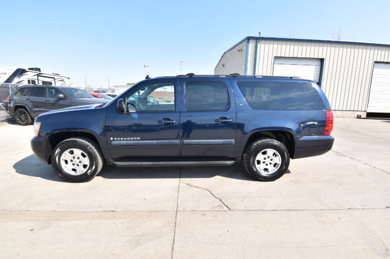 2007 Chevrolet Suburban LT 1500 - Repo Finder