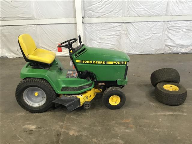 John Deere LX188