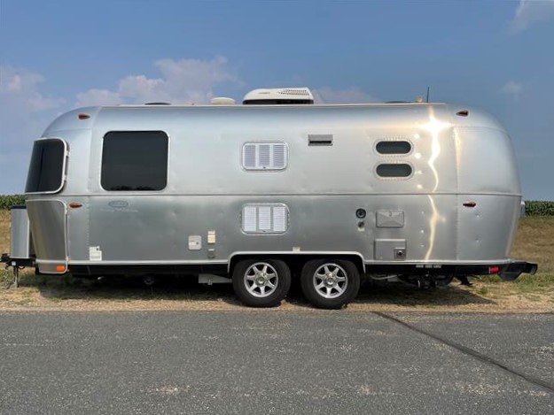 2018  Airstream Flying Cloud 23FB