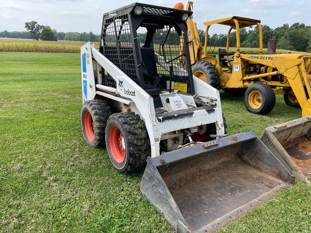 Bobcat 743 Skid Steer - Repo Finder