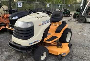 Cub Cadet Super LT 1554 Riding Lawn Mower