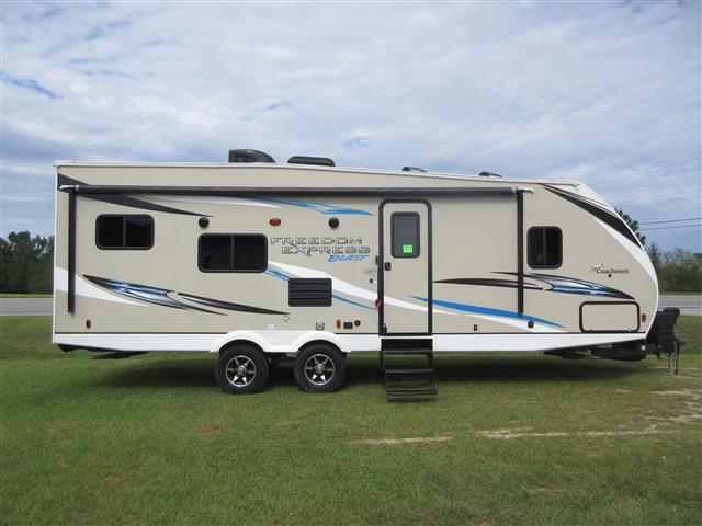 2019 Coachmen Freedom Express Blast 271BL