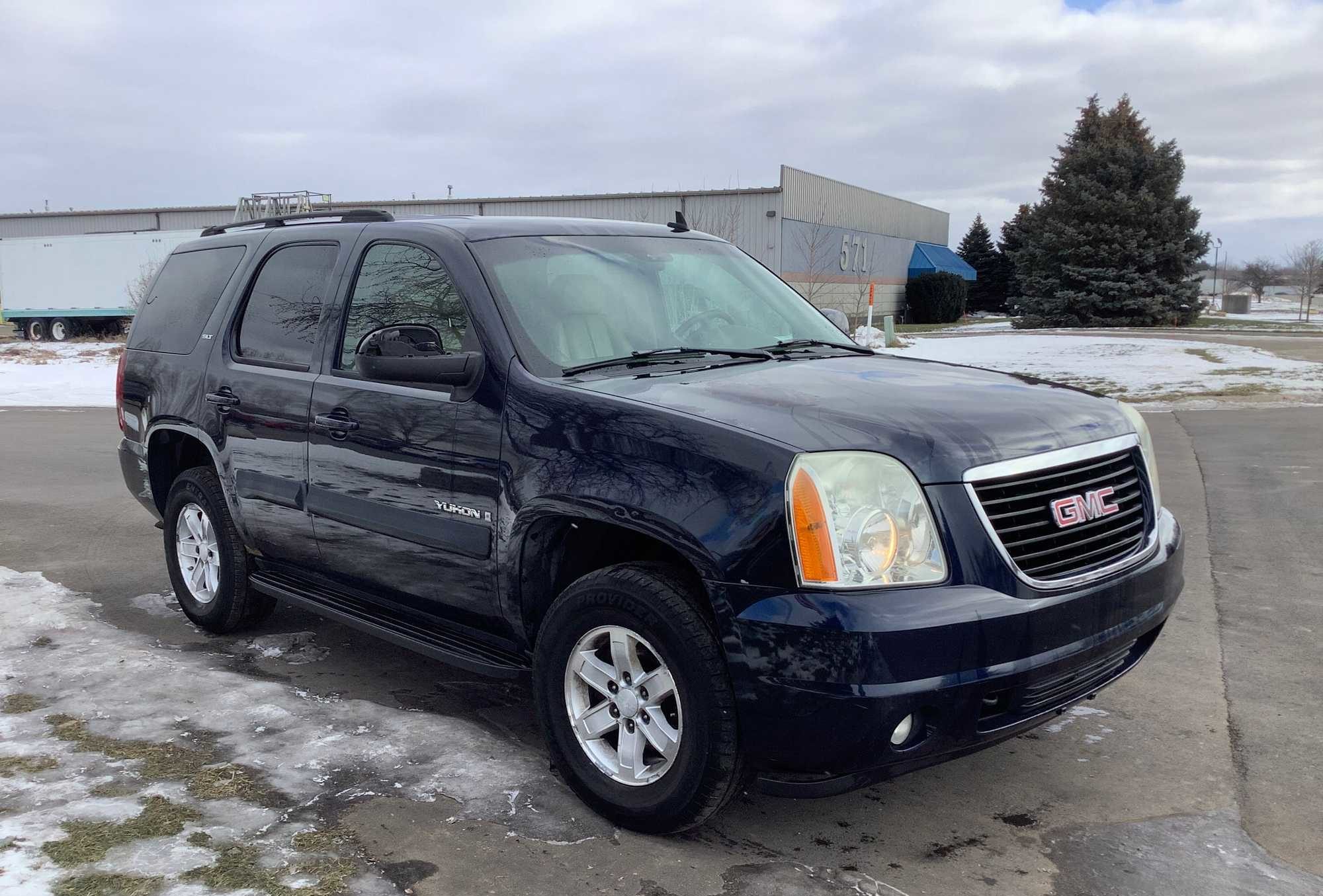 2007 GMC Yukon SLT 2WD Sport Utility 4-DR