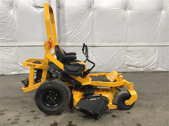 Cub Cadet Ultima ZTX4