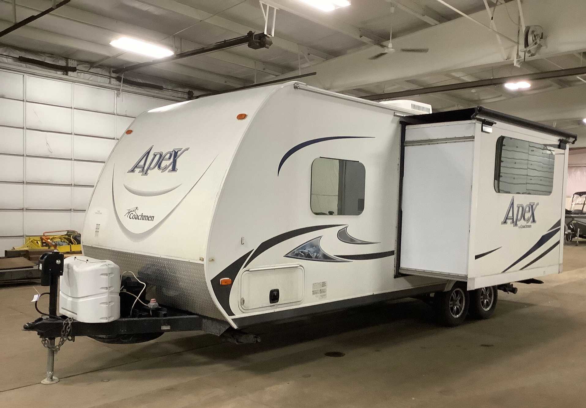 2013 Coachmen Apex 235BHS Travel Trailer