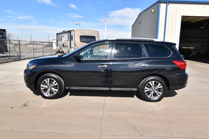 2017 Nissan Pathfinder FRONT WHEEL DRIVE SV