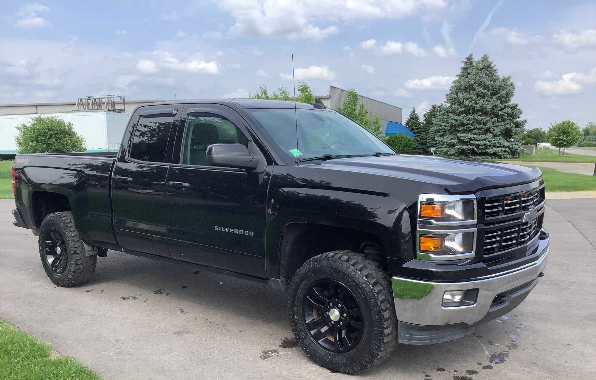 2015 Chevrolet Silverado LT Double Cab - Repo Finder