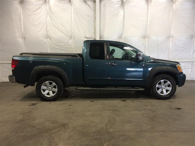 2004 Nissan Titan LE 4WD