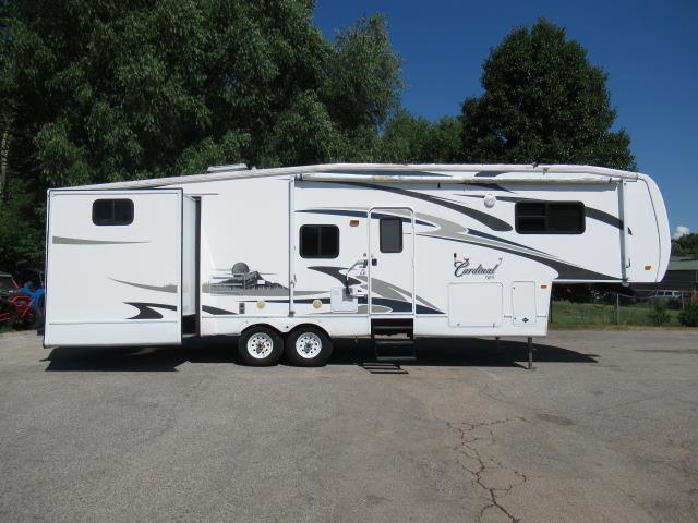 2007 Forest River Cardinal 33LE