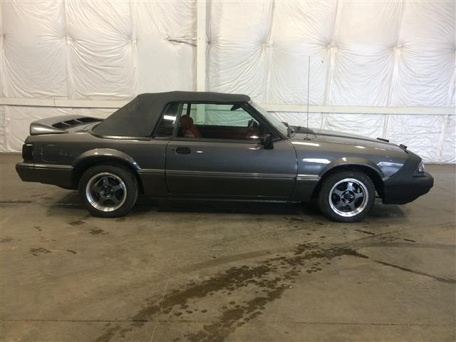 1992 Ford Mustang