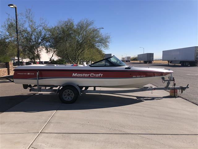 1993 Mastercraft Prostar 205