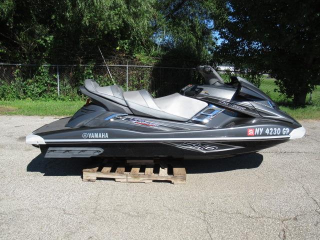 2013 Yamaha Waverunner FX Cruiser SHO