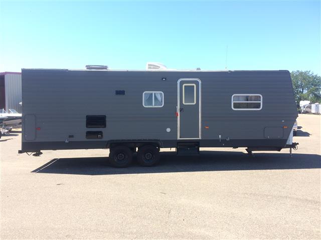 2006 Coachmen 29′ 8″ Travel Trailer