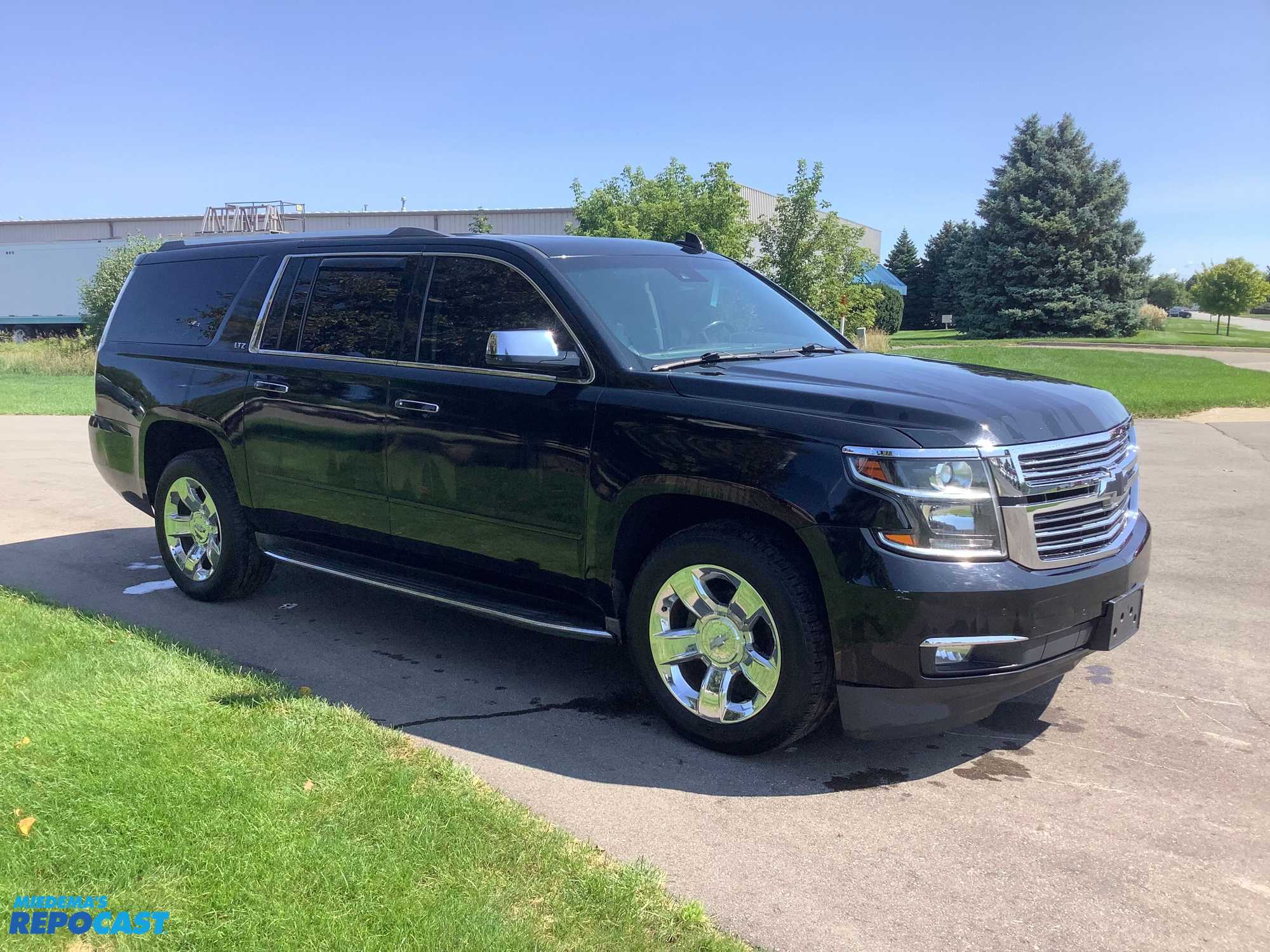 2016 Chevrolet Suburban LTZ 4WD 4 DOOR