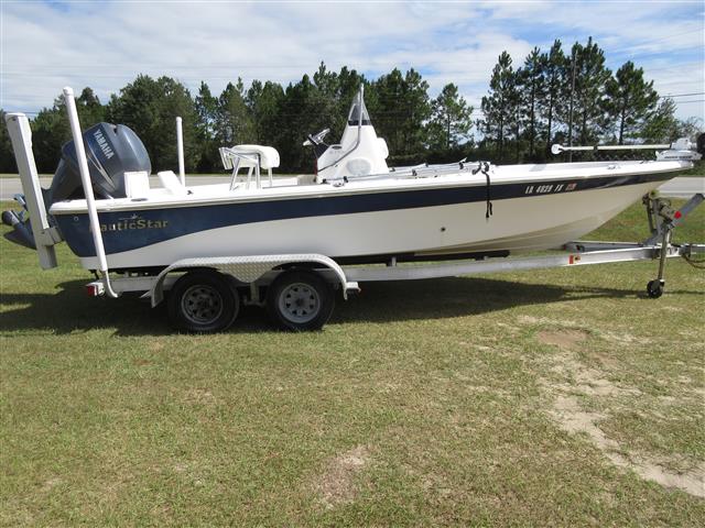 2011 Nautic Star Nautic Bay 2110