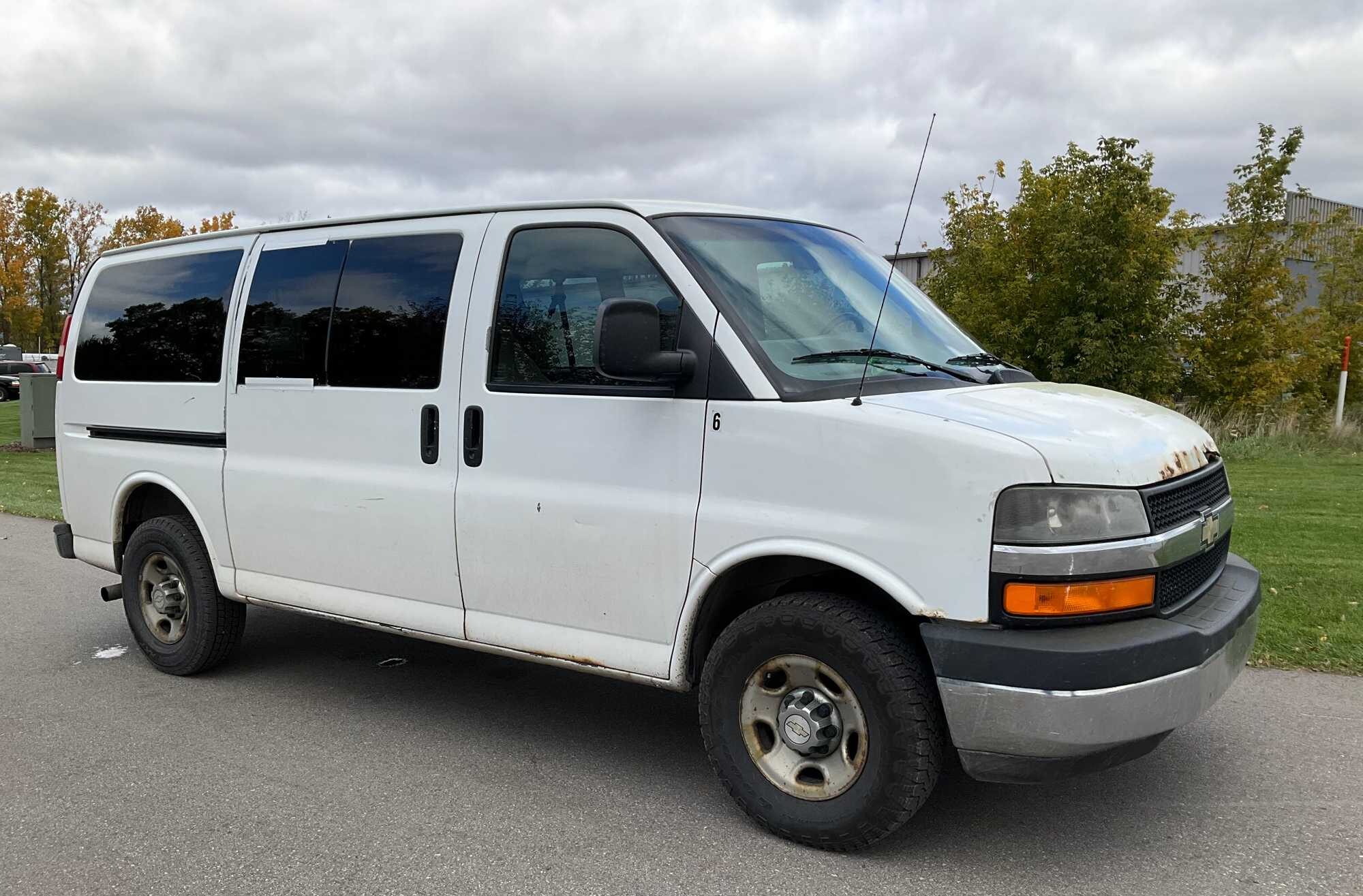 2008 Chevrolet Express G3500 LS