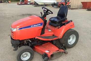 2004 Simplicity Legacy XL 27 HP Lawn and Garden Tractor - Repo Finder