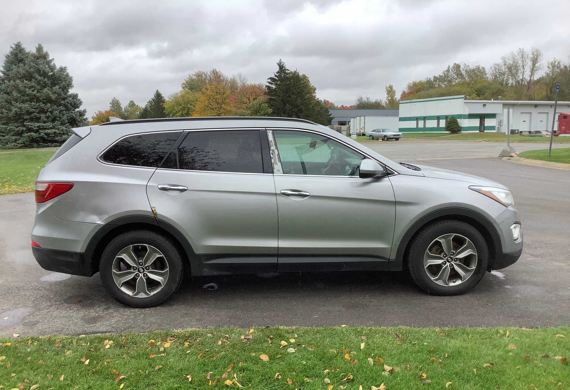 2015 Hyundia Santa Fe GLS AWD Sports Utility