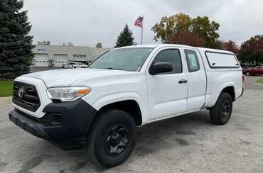 2017 Toyota Tacoma SR5 2WD Pickup 2-DR