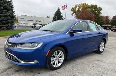 2015 Chrylser 200 Limited Sedan 4-DR