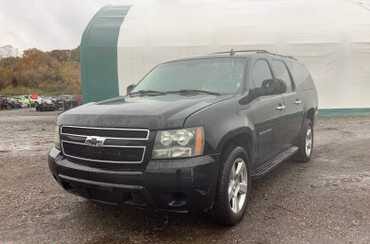 2008 Chevrolet Suburban LS 1500 4WD, 4 DR