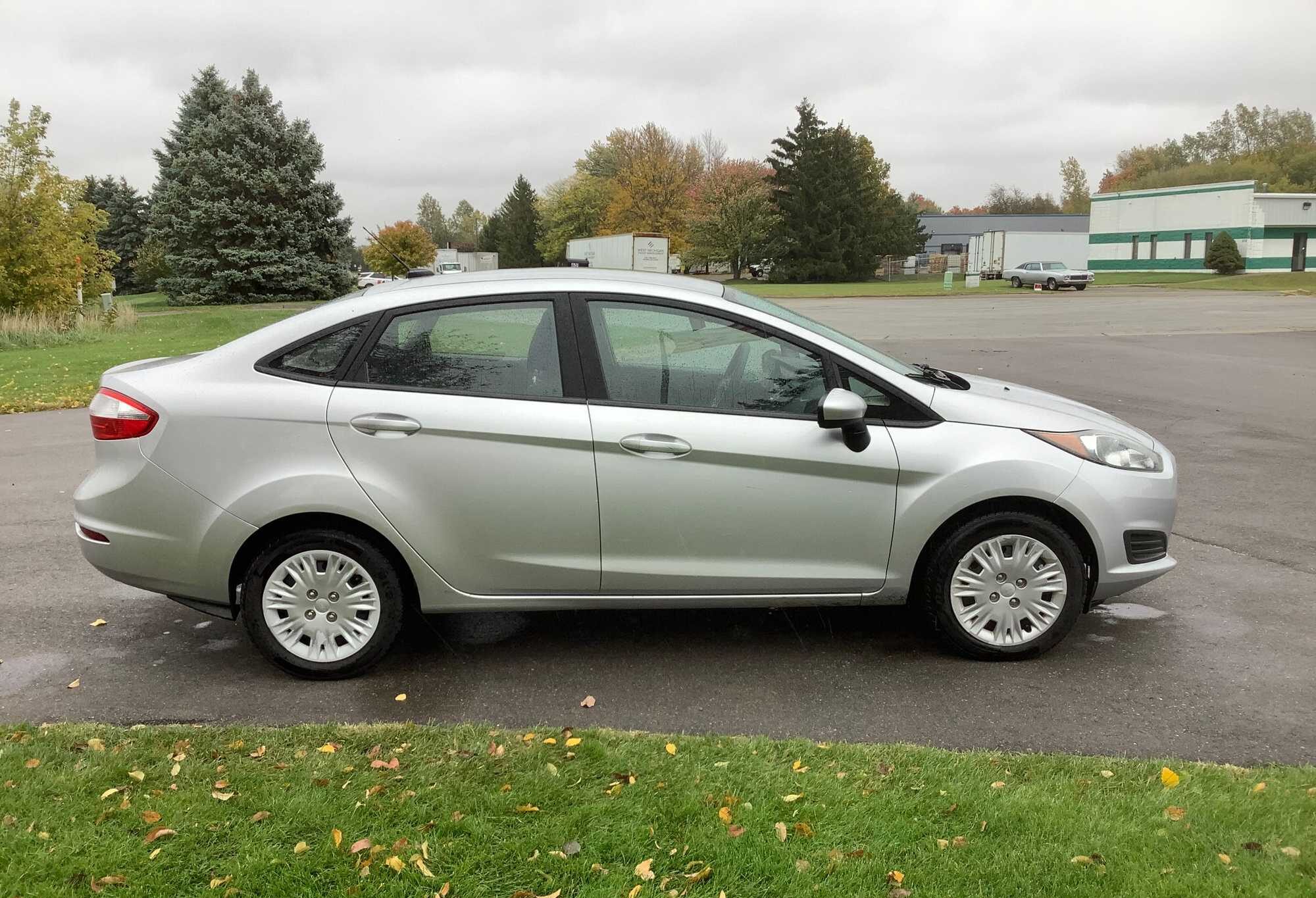 2017 Ford Fiesta S FWD 4 Door Sedan