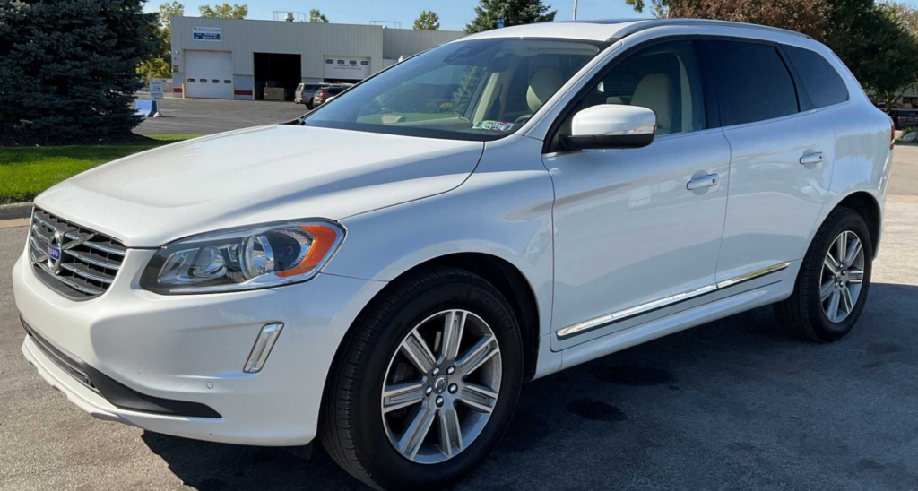 2016 Volvo XC60 T5 SPort Utility 4-DR - Repo Finder