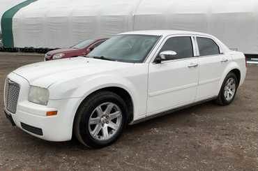 2006 Chrysler 300 Base SEDAN 4-DR