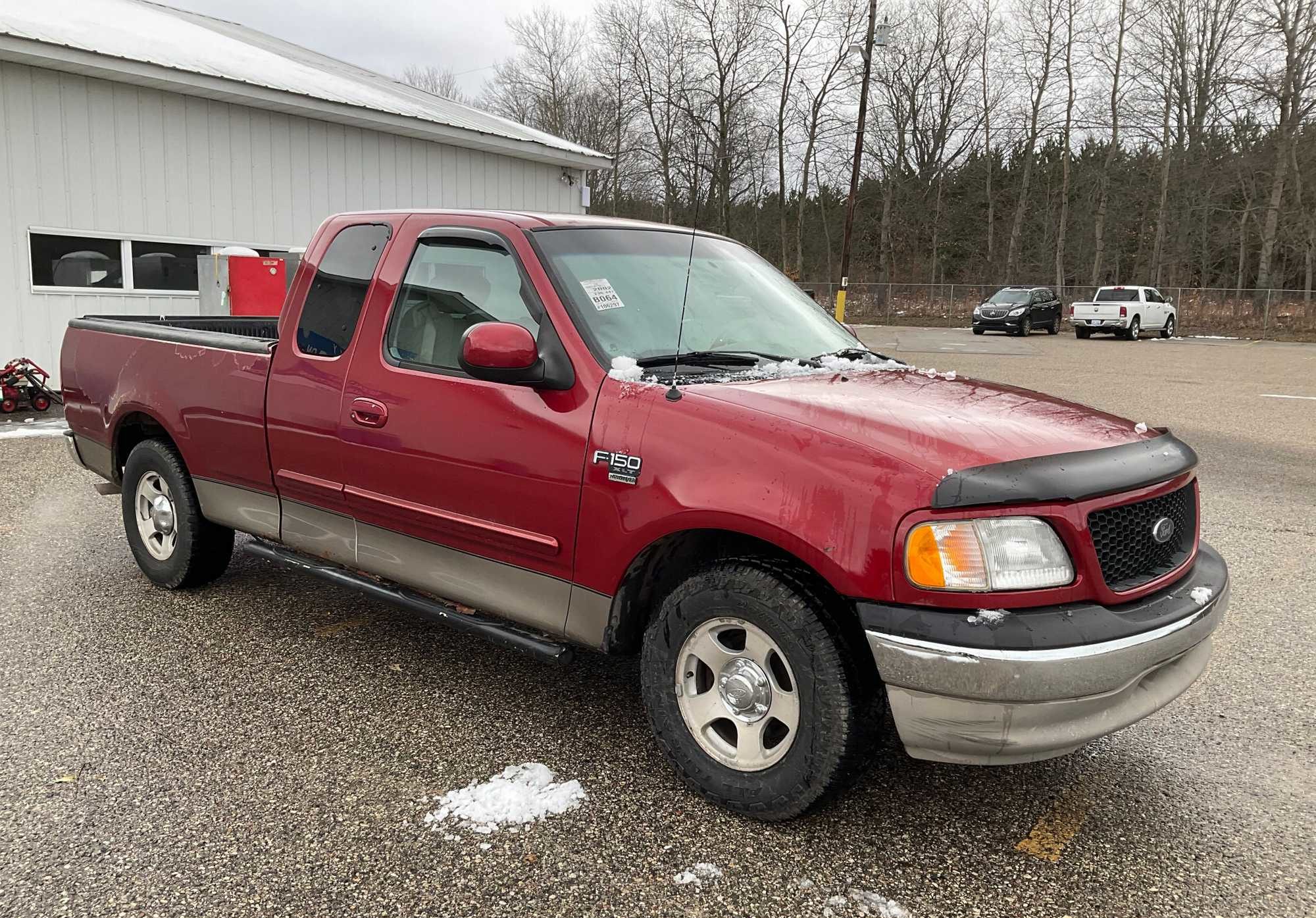 2002 FORD F150 XLT SHORT BED 2WD