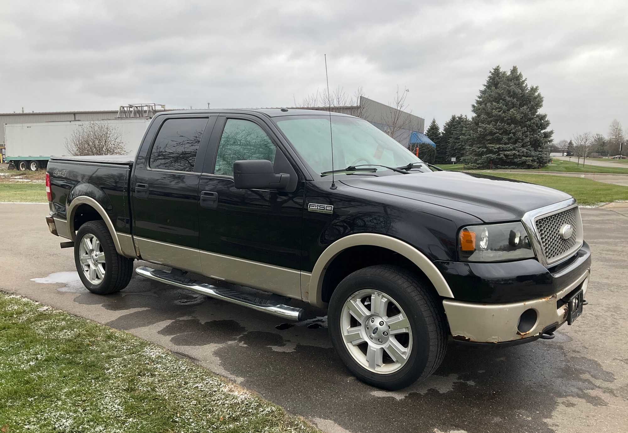 2008 Ford F-150 Lariat SuperCrew 4WD Crew Cab Pickup 4-DR