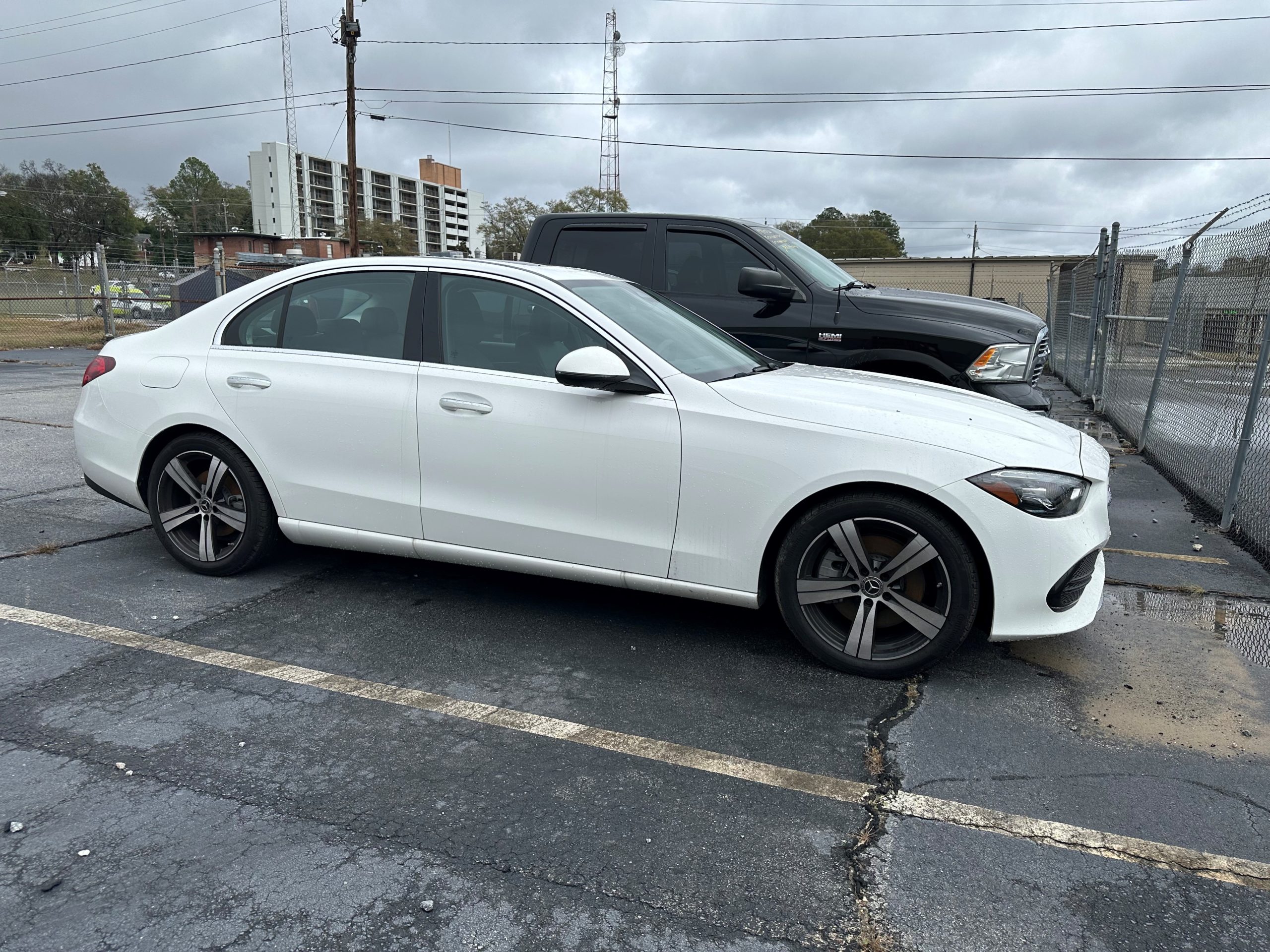 2022 Mercedes C Class - Repo Finder