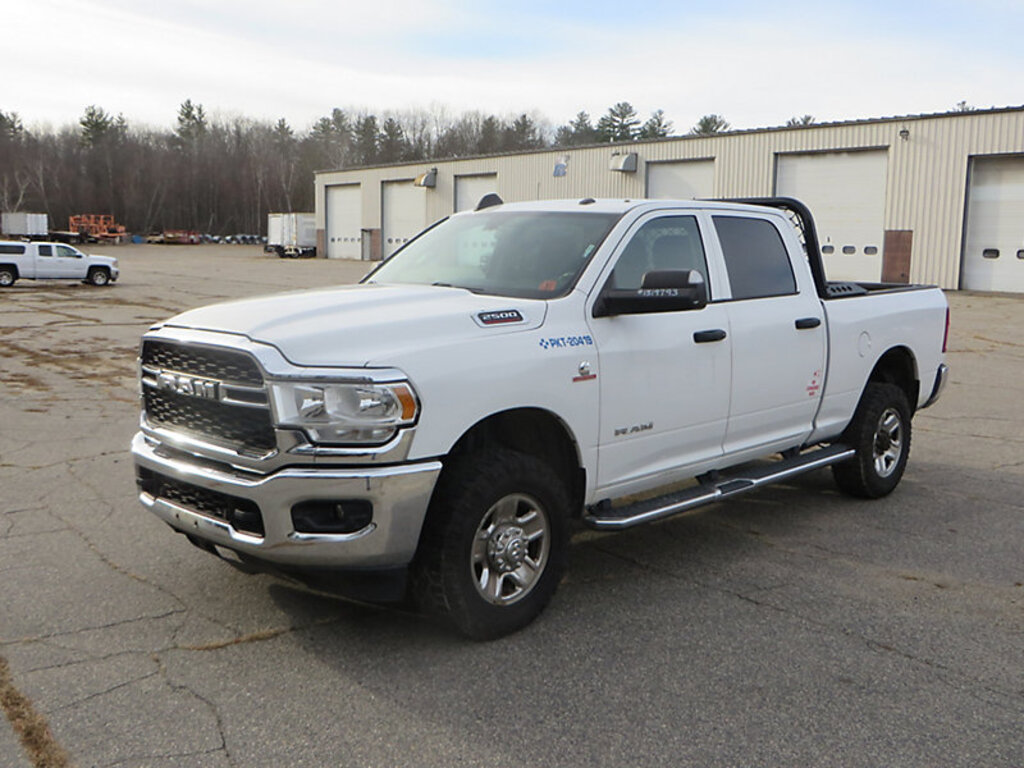 2019 RAM 2500 4×4 Crew-Cab Pickup Truck