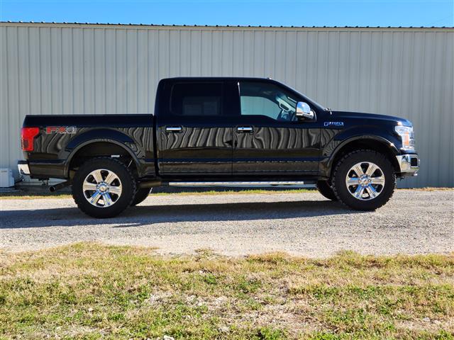 2018 Ford F-150 Crew Cab Lariat FX4 4WD