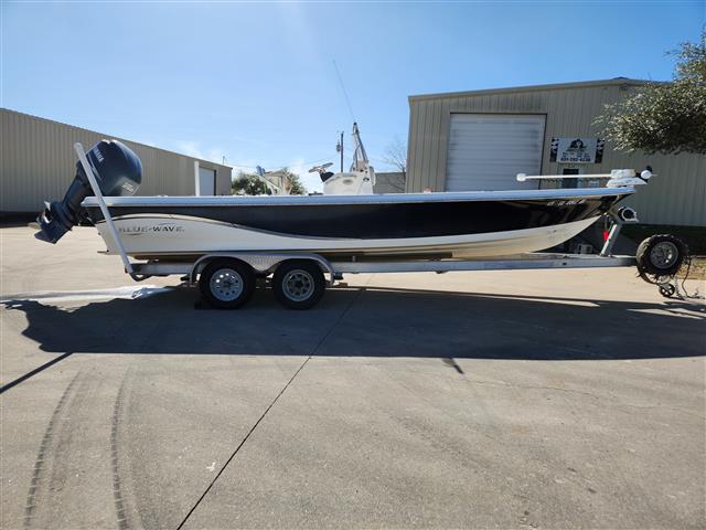 2009 Blue Wave Pure Bay 2400