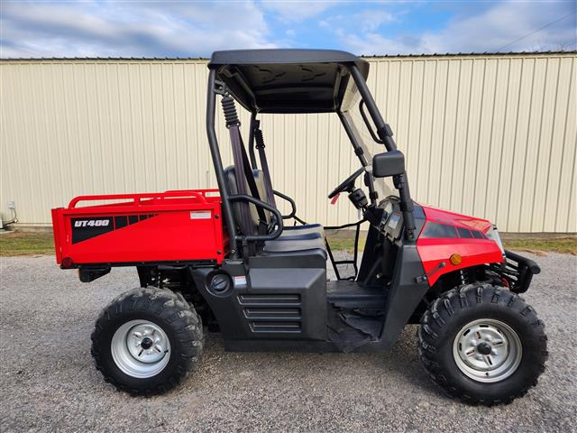 2021 Coleman UT400 4WD