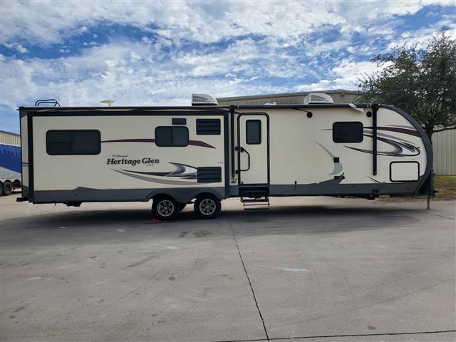 2018 Wildwood (by Forest River) Heritage Glen Lite 326RL