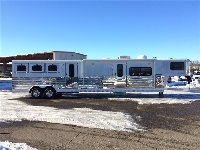 2003 Sundowner Sierra Southwest Series 8015