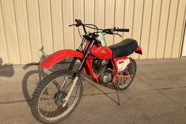 1982 Honda XR200 Dirt Bike