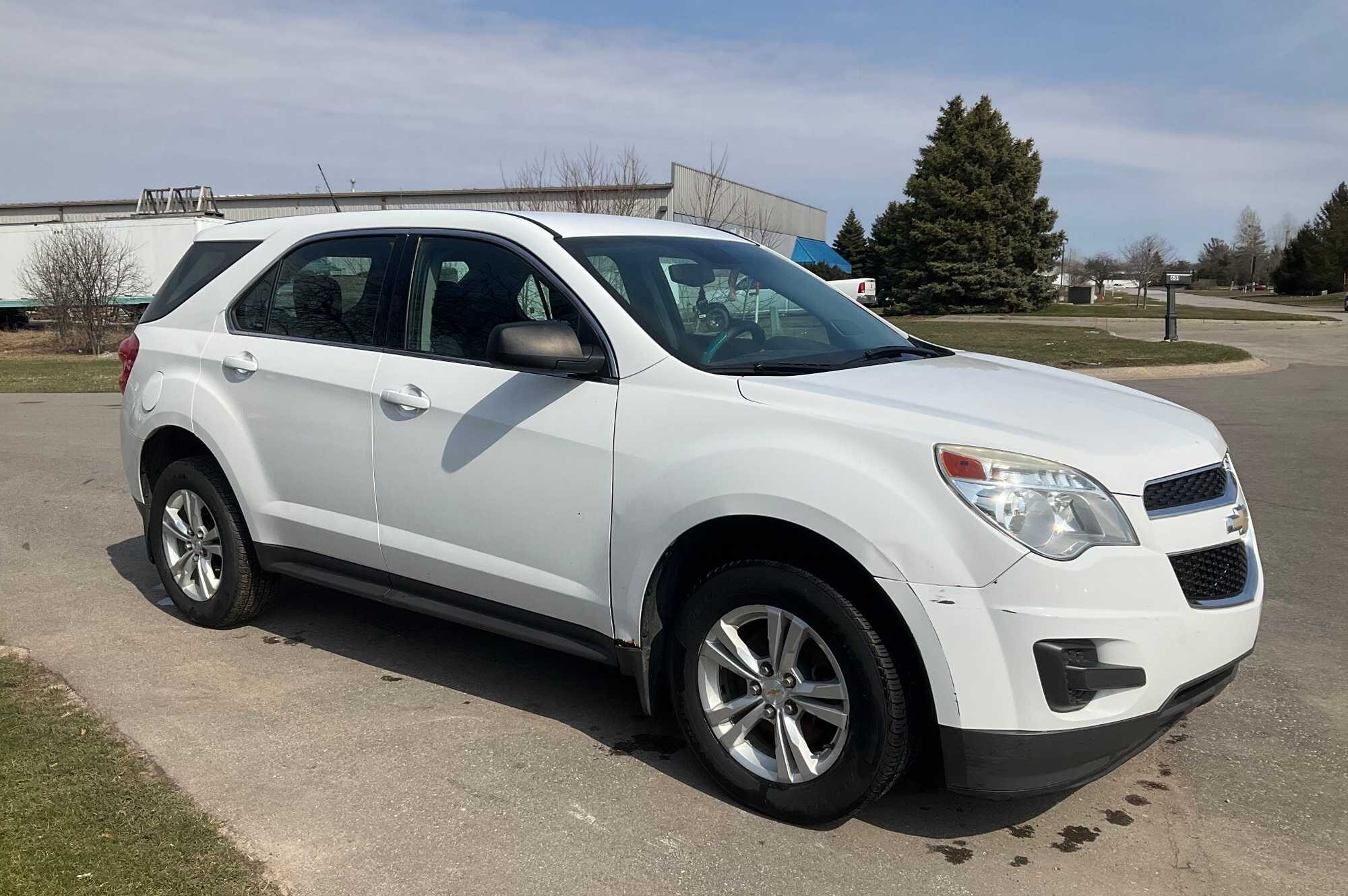 2013 Chevrolet Equinox LS FWD 4 Door SUV