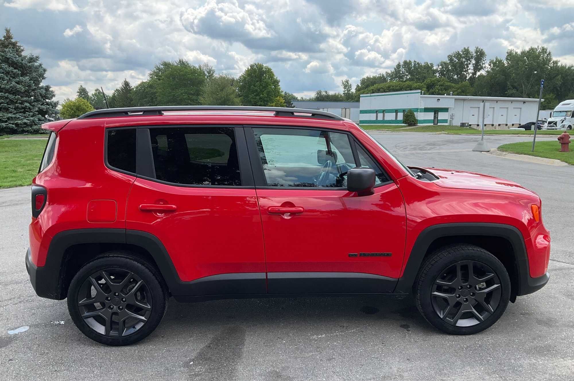 2021 Jeep Renegade Latitude 4WD Sport Utility