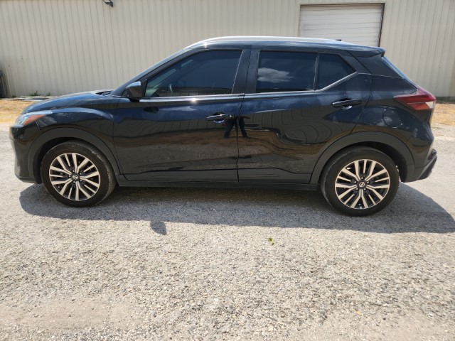 2021 Nissan Kicks SV FWD