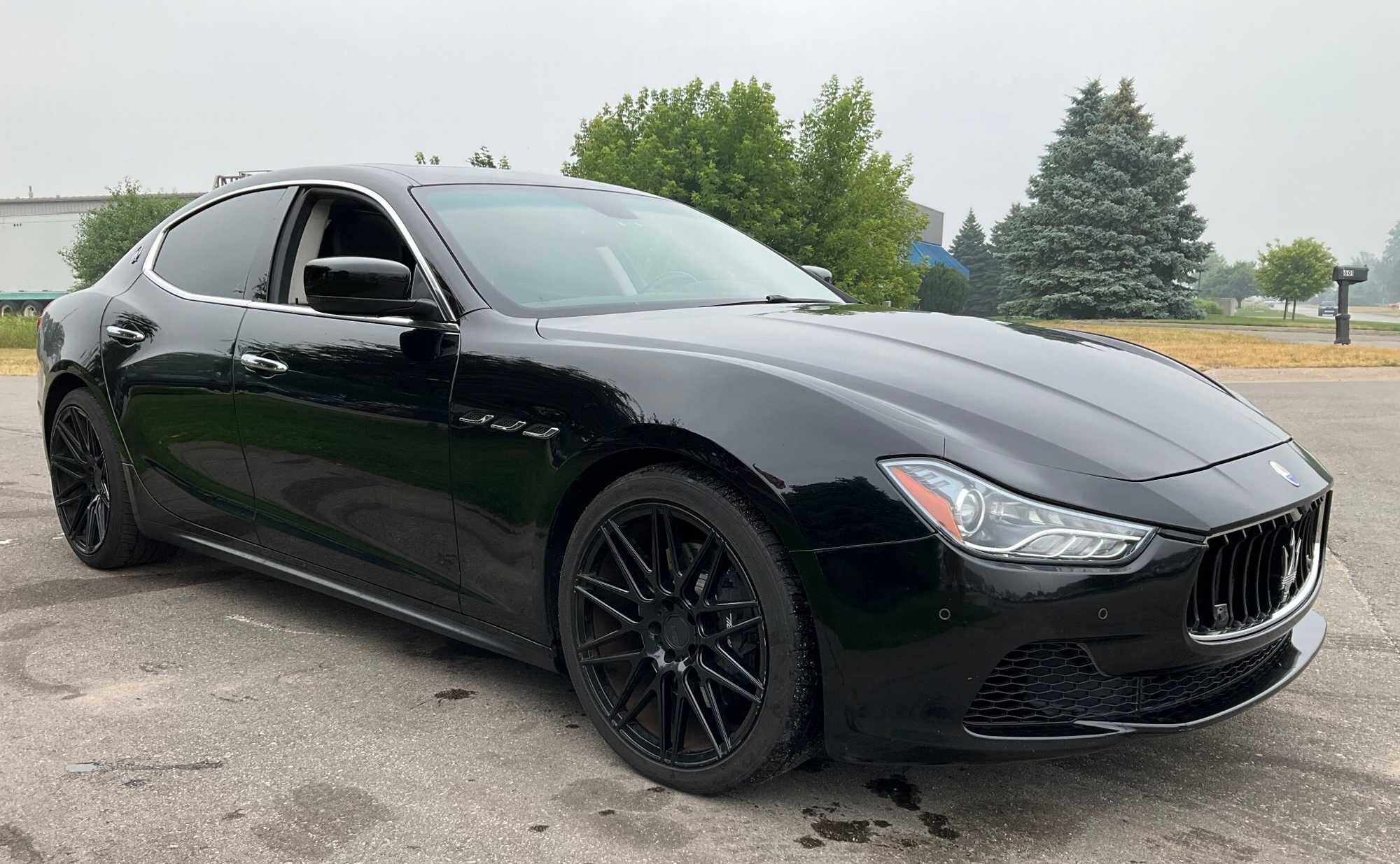 2014 Maserati Ghibli Base Q4