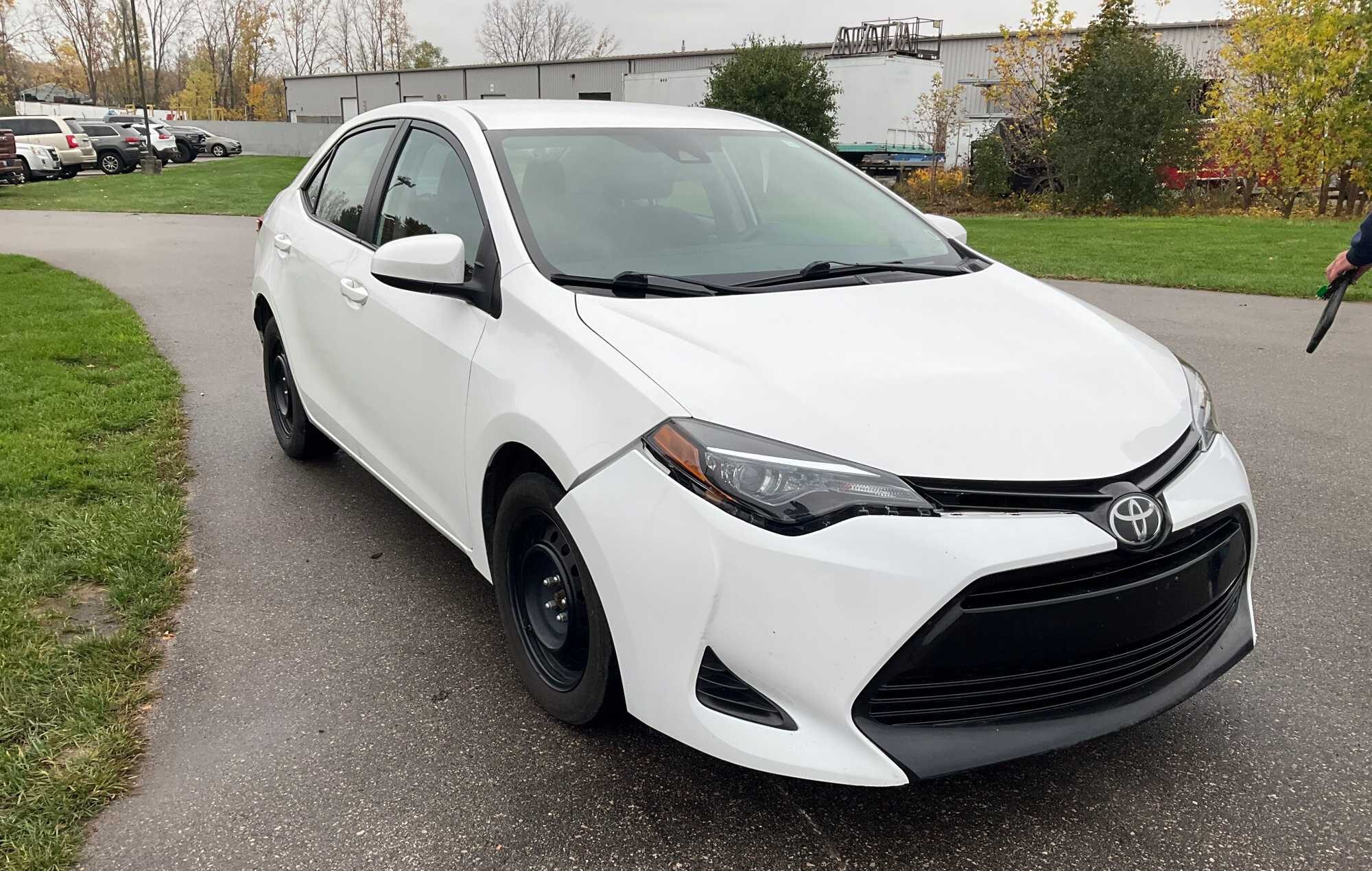 2019 Toyota Corolla SE CVT SEDAN 4-DR