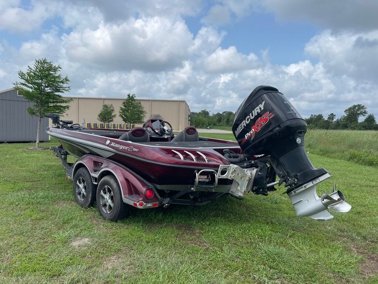 2014 RANGER BOATS COMANCHE SERIES Z521C-S