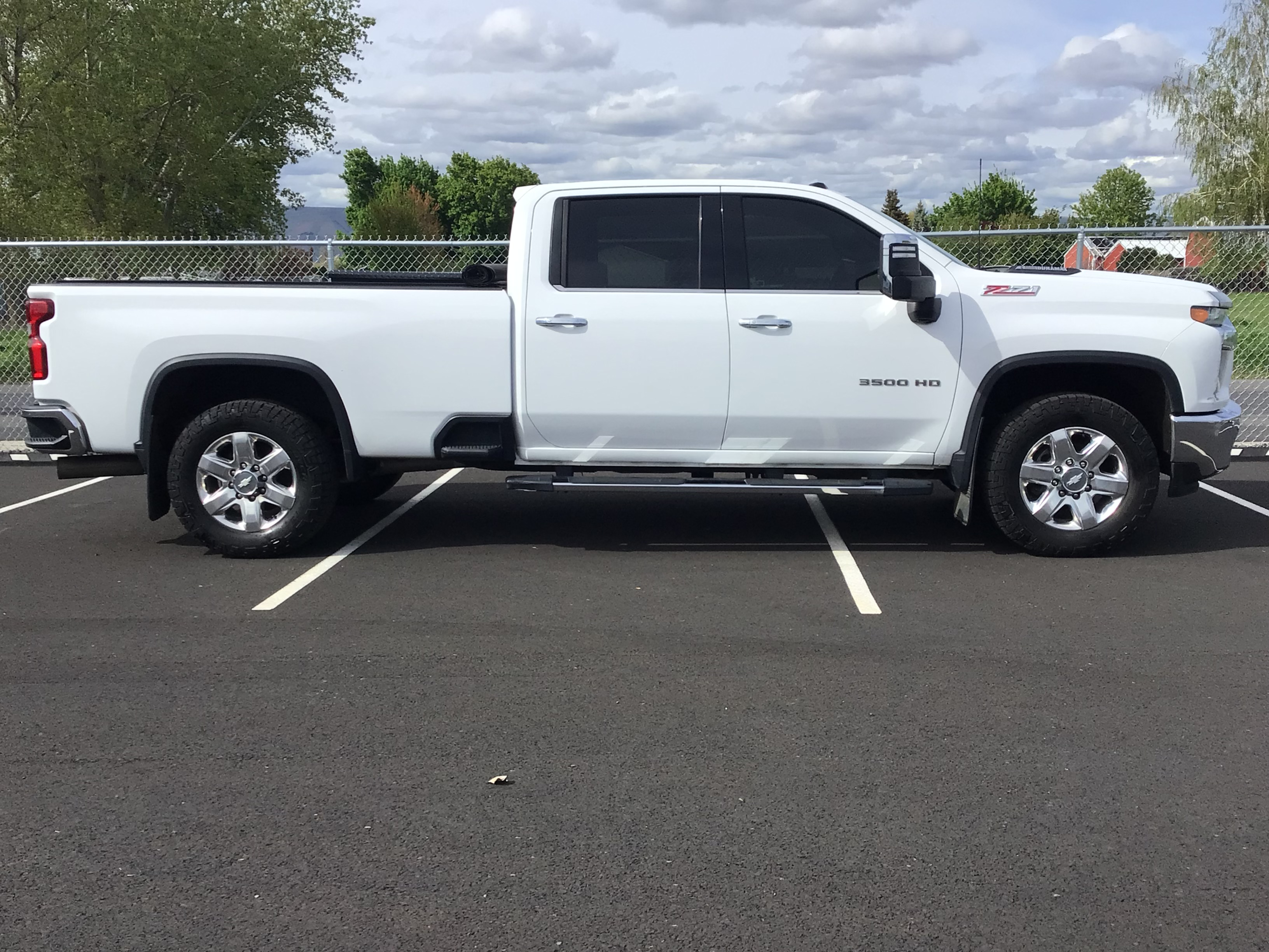 2020 Chevrolet Silverado (Z71) 3500HD