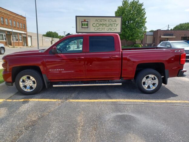 Credit Union Selling Repossessed Vehicles Directly to the Public