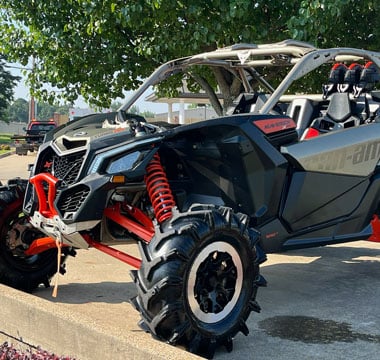 2023 Can-Am Side by Side