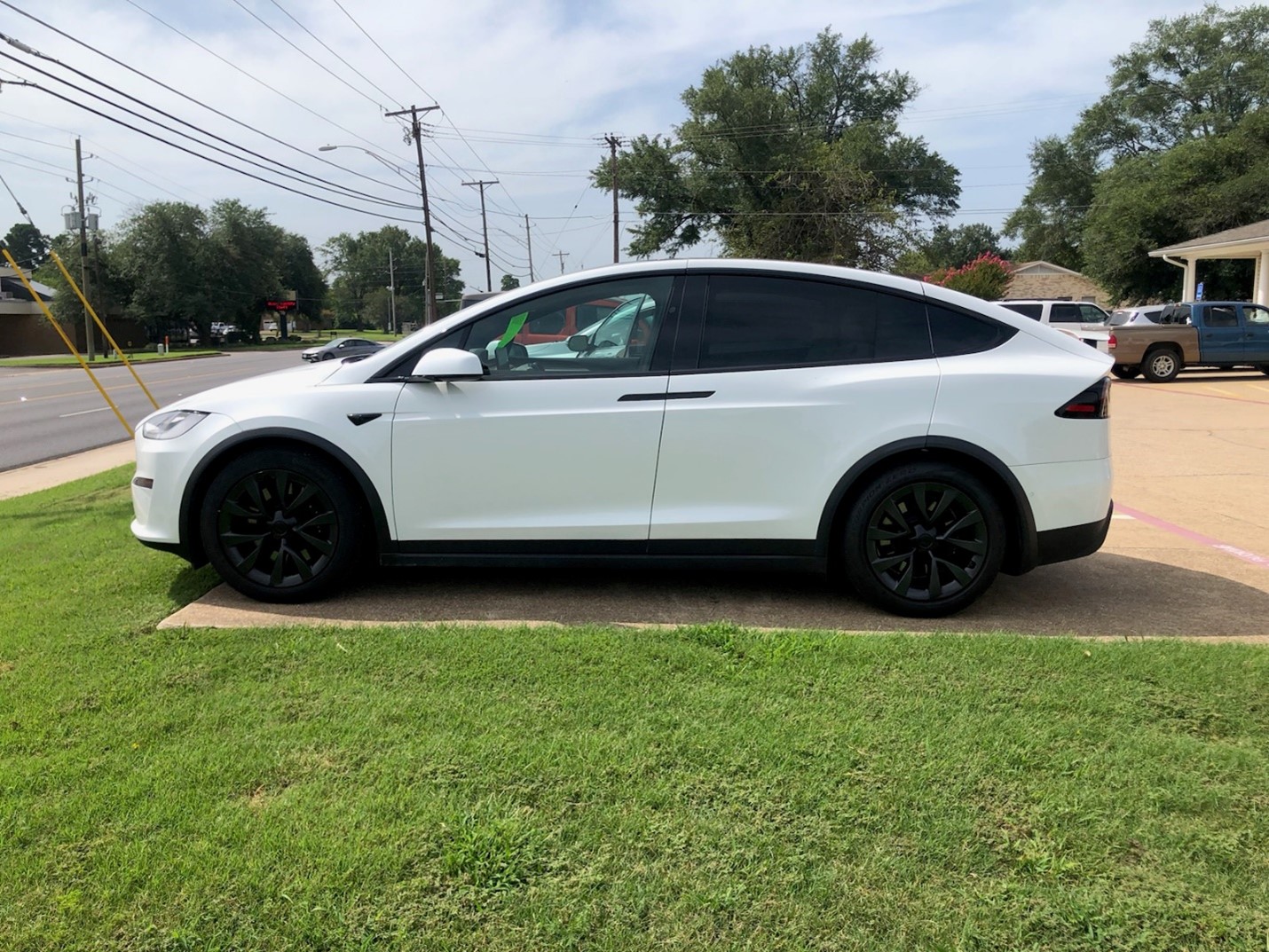 2022 Tesla Model X AWD