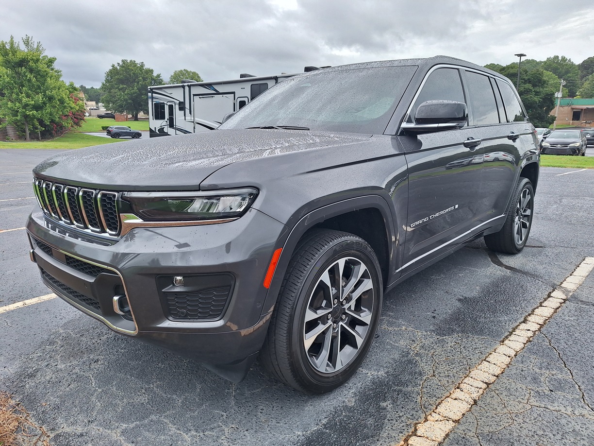 2022 Jeep Grand Cherokee Overland